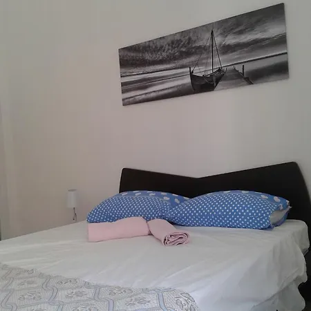 La Spiaggetta Apartament *
